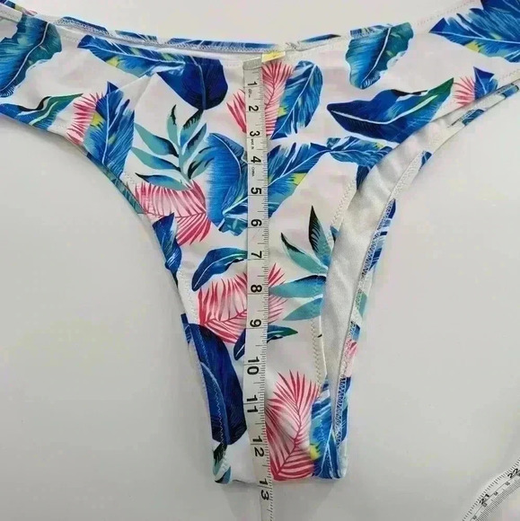 2 Piece High Waist 3XL White And Blue Feathered Swimsuit Strapless - Picture 5 of 11